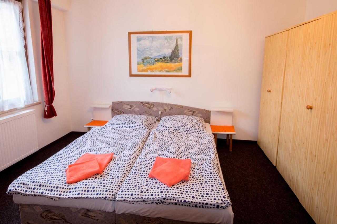 Apartman K Lanovce Apartment Jachymov Bagian luar foto