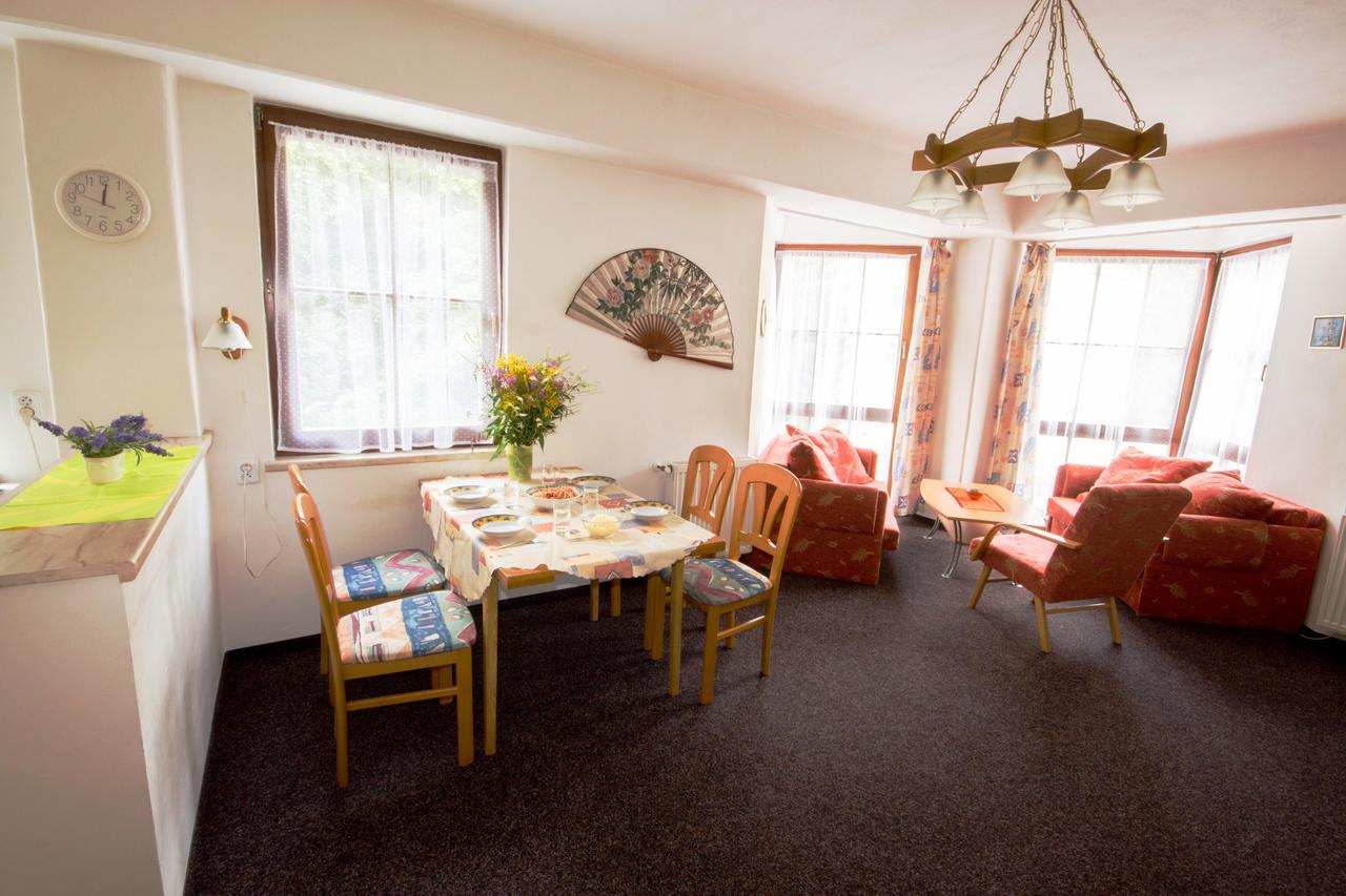 Apartman K Lanovce Apartment Jachymov Bagian luar foto
